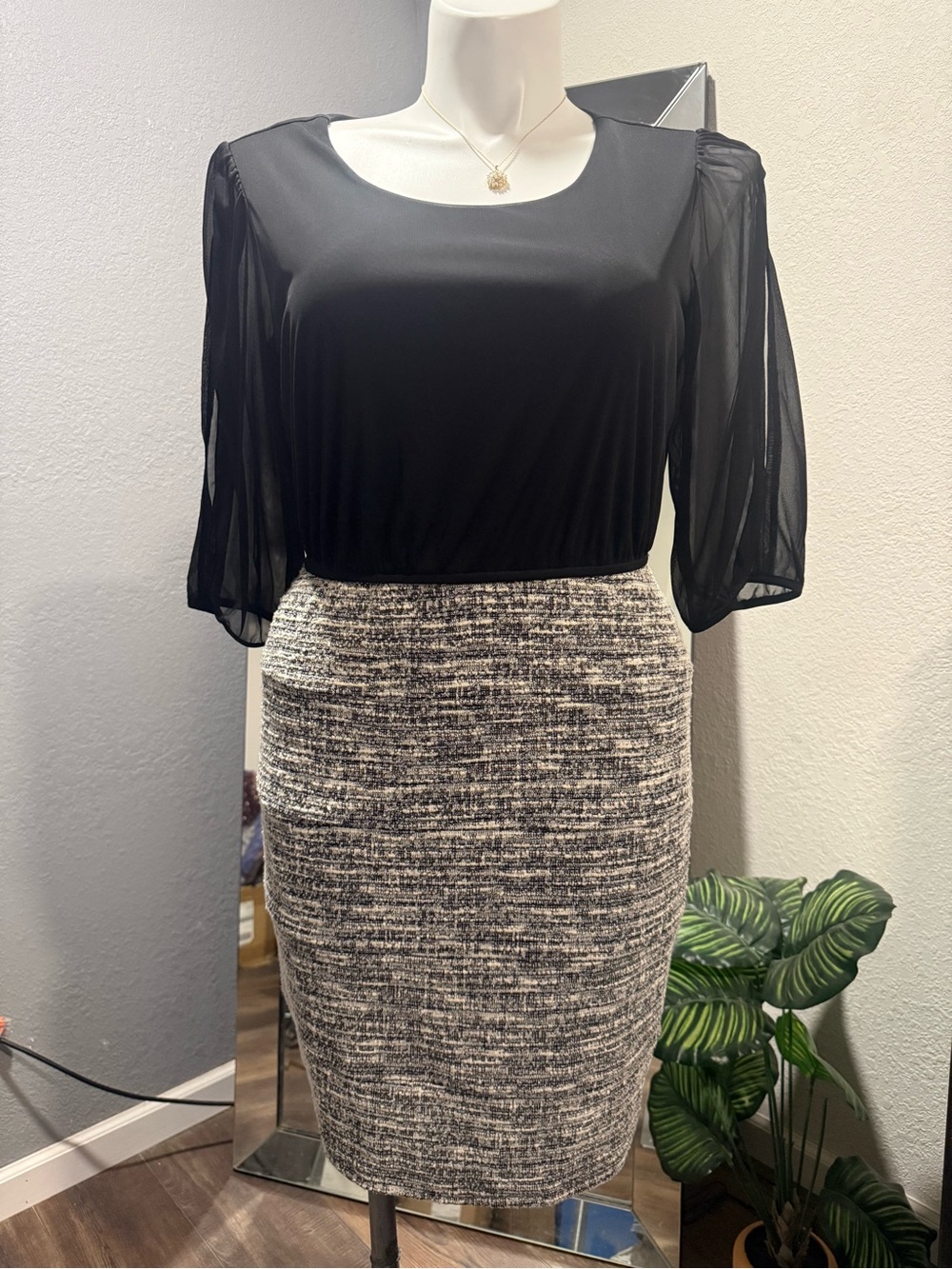 Enfocus Studio Black Top with Gray Tweed Pencil Skirt